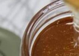 百花蜂蜜的作用与功效 百花蜂蜜的作用与功效及禁忌