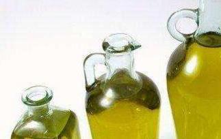 橄榄油的功效与作用（橄榄油的功效与作用护肤品）