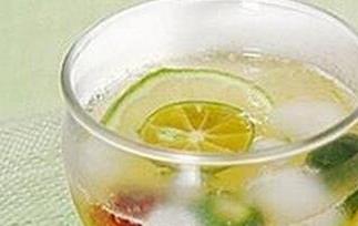 金桔柠檬水的功效与作用 金桔柠檬水的功效与作用及食用方法