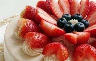 草莓蛋糕的制作方法图解（草莓蛋糕的制作教程和材料）