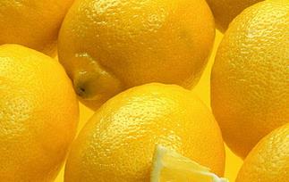 夏天吃柠檬的好处有哪些 夏天吃柠檬的好处有哪些作用