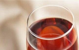 枸杞红枣泡酒的副作用与注意事项 枸杞红枣泡酒的副作用与注意事项有哪些