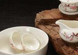 德化白瓷茶具的优点和缺点 白瓷茶具的优劣