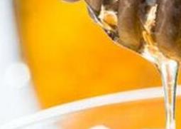 柠檬蜂蜜面膜的功效与做法教程 蜂蜜柠檬怎样做面膜