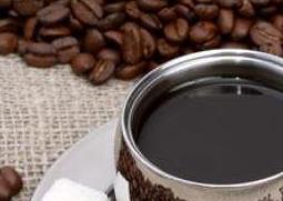咖啡粉和速溶咖啡区别（咖啡粉和速溶咖啡区别在哪）