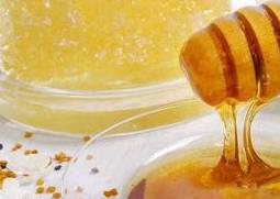 喝蜂蜜的功效与作用 老人喝蜂蜜的功效与作用