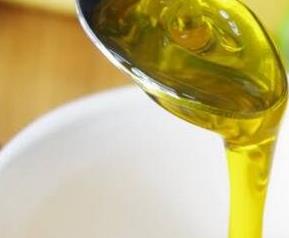 亚麻籽油的功效与作用及食用方法 亚麻籽油的功效与作用及食用方法婴儿