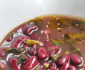 酸菜红豆汤的材料和做法步骤 红豆酸菜汤怎么做
