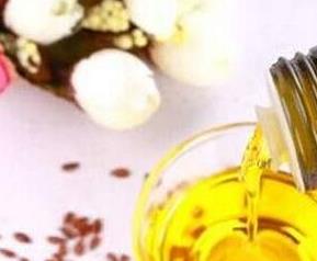 亚麻籽油的作用与副作用 亚麻籽油的作用与副作用有哪些