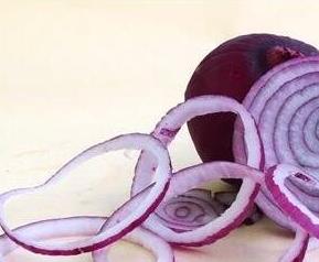 紫洋葱的作用及功效 紫洋葱的作用及功效怎么吃好