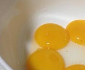 蛋黄的功效与作用 蛋黄的功效与作用禁忌