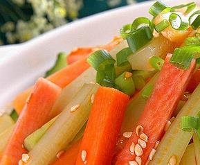 四川泡菜的腌制方法 四川泡菜的腌制方法和配料