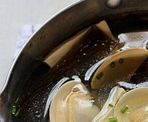 花蛤豆腐海带汤的材料和做法