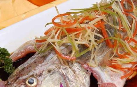 清蒸桂鱼的常见做法 清蒸桂鱼的简单做法