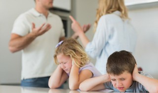 自残的孩子该如何管教 自残心理的小孩该怎样引导
