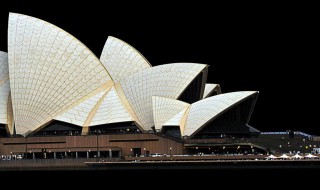 澳大利亚和大洋洲第一大城市和港口指的是哪座城市