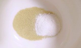泡打粉和酵母有什么区别 泡打粉跟酵母粉有什么区别