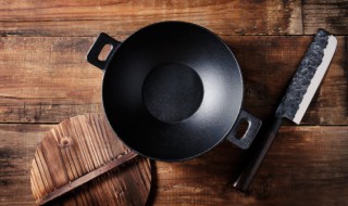 不粘锅和铸铁锅的区别（不粘锅和铸铁锅该选择哪种锅?）