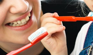 电动牙刷橡胶霉点怎么清理 电动牙刷橡胶上的霉斑怎么去除