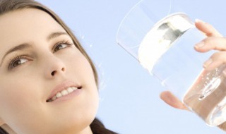 热水和凉水可以掺一起喝吗（开水能跟冷水掺在一起喝吗?）