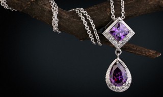 紫水晶和石榴石的区别 石榴石与水晶的区别