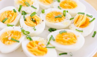 鸡蛋可以放冰箱里吗 煮熟的鸡蛋可以放冰箱里吗