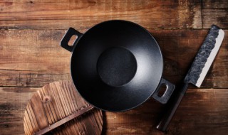新买的铸铁锅如何开锅 新买的铸铁锅怎么开锅
