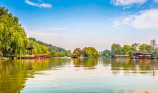 杭州西湖最著名的景点是什么（杭州西湖最著名的景点介绍）
