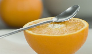 橙子和冰糖炖止咳吗 橙子冰糖止咳的做法隔水炖