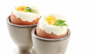 煮鸡蛋煮多长时间蛋黄是不熟的 煮鸡蛋蛋黄不熟要几分钟