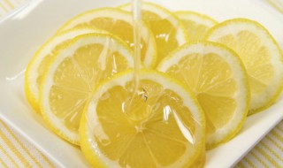 新鲜柠檬切开怎么保存 柠檬切过了怎么保存新鲜的柠檬