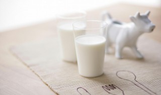 怎么煮牛奶不破坏营养（纯牛奶怎么加热不破坏营养）