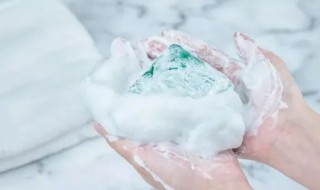 为什么肥皂会产生泡沫 肥皂泡沫是什么现象