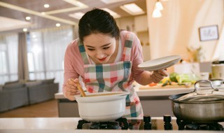 砂锅高汤的熬制方法及配料 砂锅面高汤的熬制方法及配料