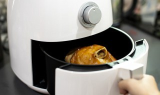 如何用空气炸锅加热食物 空气炸锅预热后怎么放食物