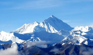 珠穆朗玛峰是世界上最高的山峰吗（珠穆朗玛峰是世界上最高的山峰吗英语）