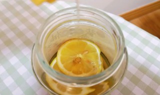 做蜂蜜柠檬茶一定要放在冰箱里吗（柠檬蜂蜜茶不放冰箱可以吗）