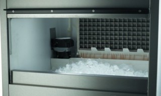 制冰机具体怎么使用 制冰机具体怎么使用台湾妹子之二