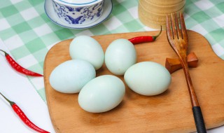 五香茶叶蛋如何制作味道更香 怎样做五香茶叶蛋好吃