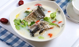 鳙鱼头豆腐汤的做法 鲢鱼头豆腐汤怎么做好吃窍门