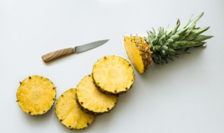 菠萝削了皮怎么保存 菠萝削皮后怎么保存