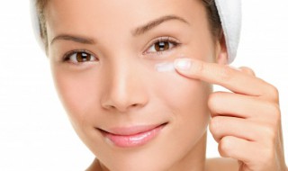 牛油果眼霜的正确使用方法 牛油果眼霜可以用来擦脸