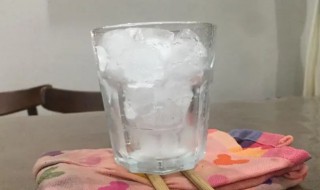 玻璃杯能放冰箱冷冻吗 玻璃杯子能放在冰箱里冷冻吗