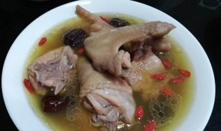 榴莲煲乌鸡汤的做法 榴莲炖乌鸡汤的功效