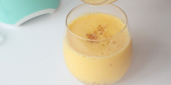 芒果牛奶能一起榨汁
