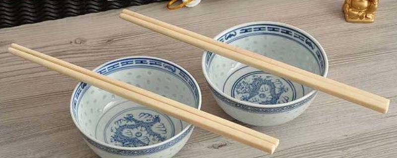为什么筷子不能平放在碗上（为什么筷子不可以放在碗上）