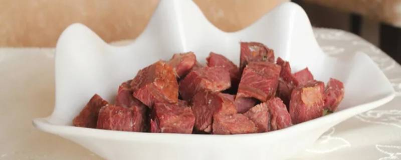 熟肉放在冰箱里冷冻可以放多久（熟肉类放在冰箱里冷冻可以多久）