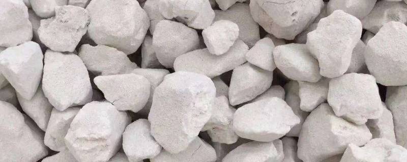 熟石灰和生石灰有什么区别 生石灰和熟石灰怎么区别