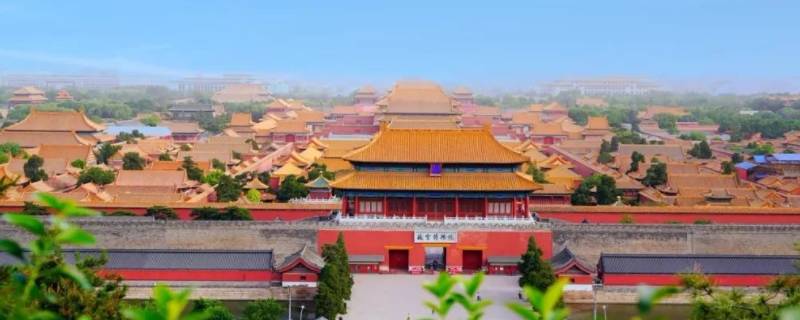 北京故宫的占地面积约是72什么 北京故宫的占地面积约是72(