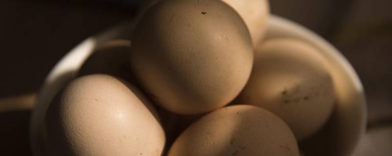 蒸蛋防止鸡蛋炸裂的方法 怎么防止蒸鸡蛋裂开